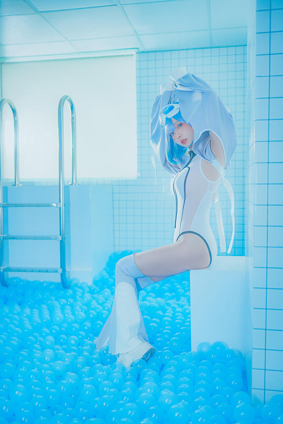 No.111 – Clear Blue Drift [33P 4V]-COS基地